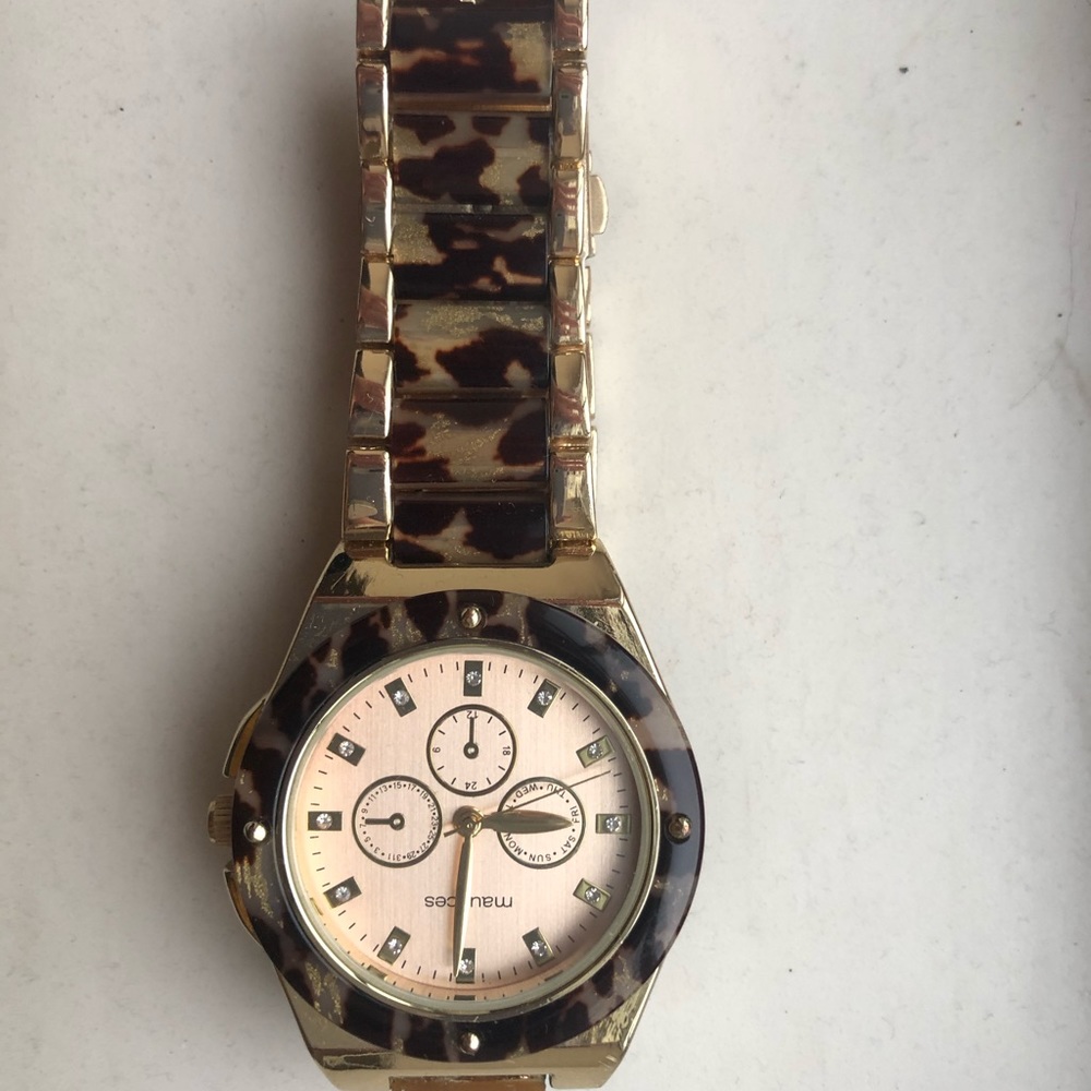 Watch - Picture 2 of 6